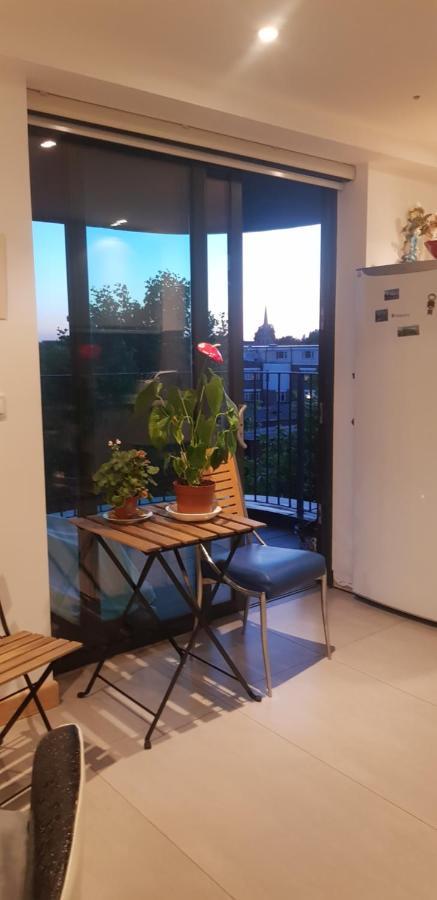Jadwin Beautiful Room Share Toilet 2 People Londra Exterior foto