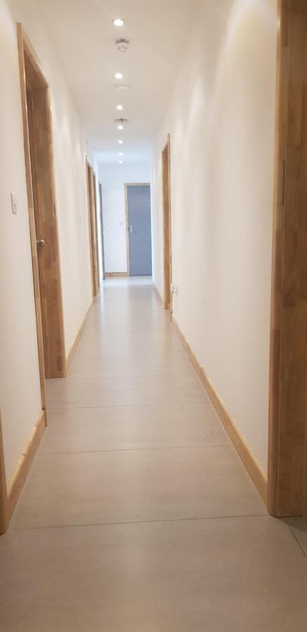 Jadwin Beautiful Room Share Toilet 2 People Londra Exterior foto